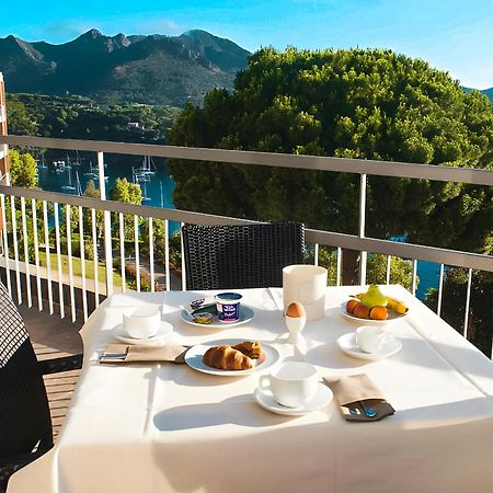 Hotiday Room Collection - Porto Azzurro Каполивери Екстериор снимка