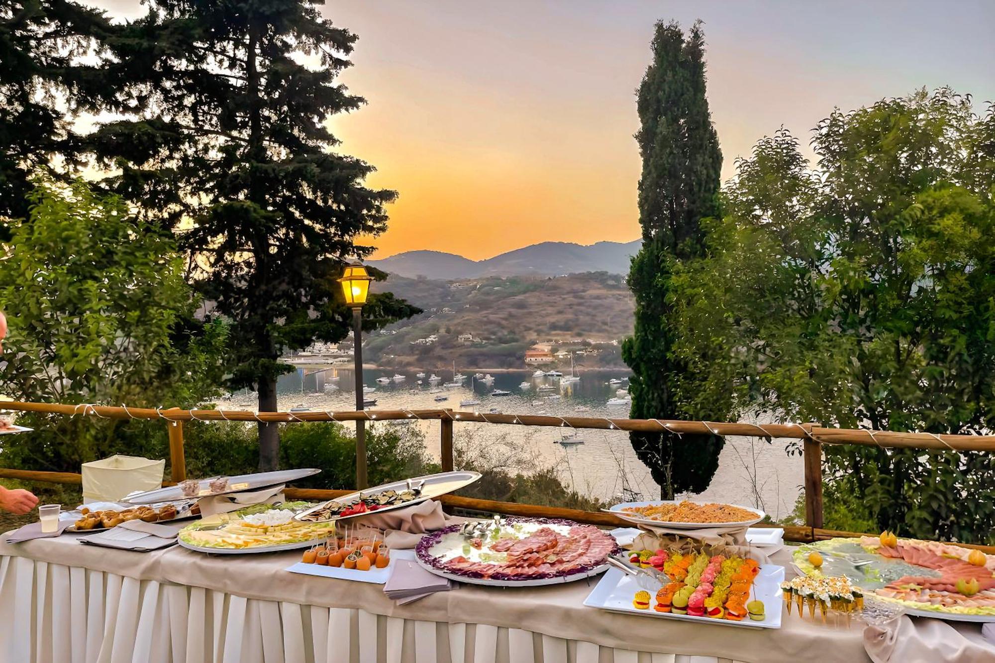 Hotiday Room Collection - Porto Azzurro Каполивери Екстериор снимка