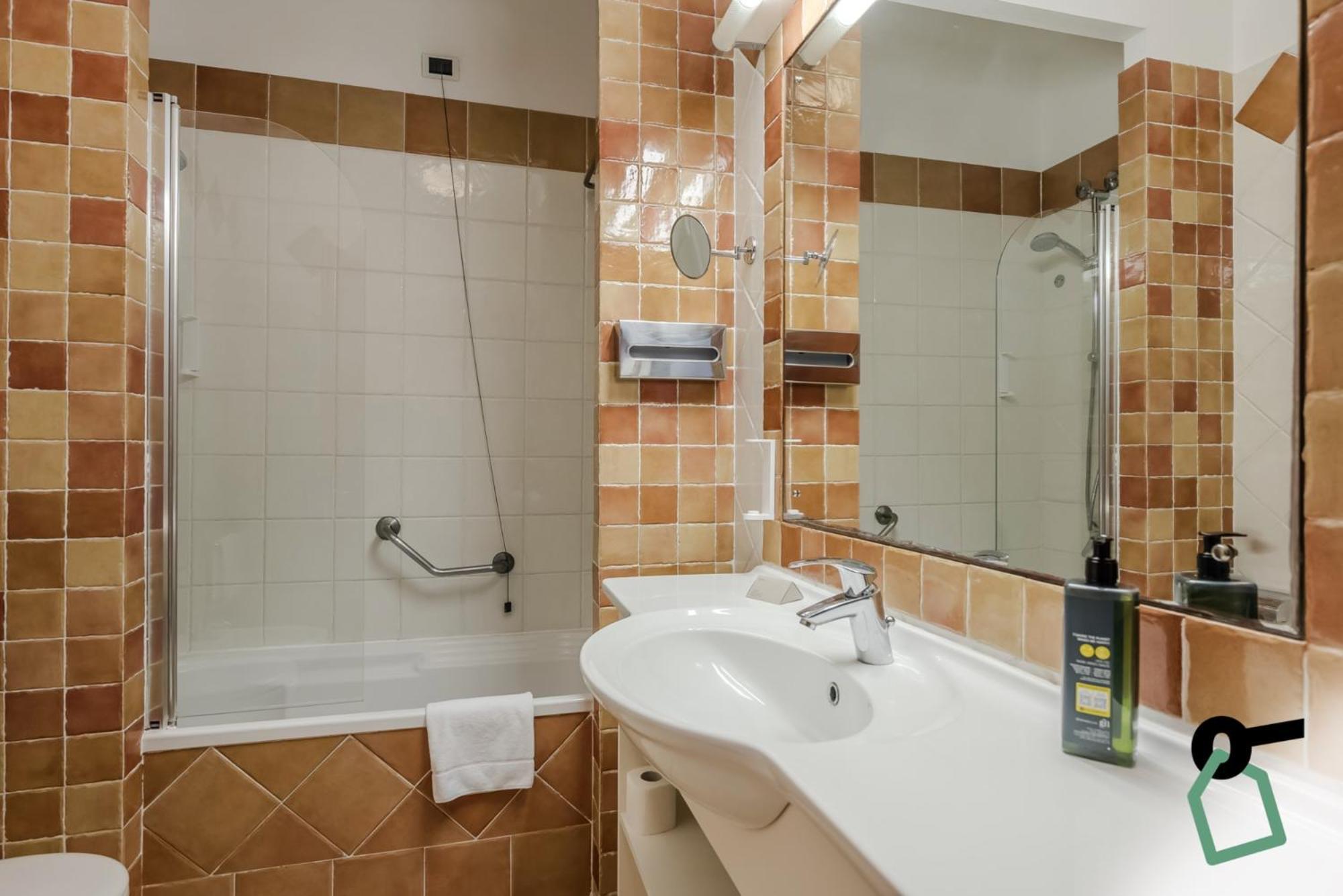 Hotiday Room Collection - Porto Azzurro Каполивери Екстериор снимка